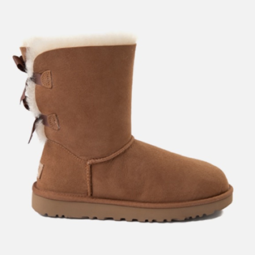 Ugg Bailey Button Boots. Size 8